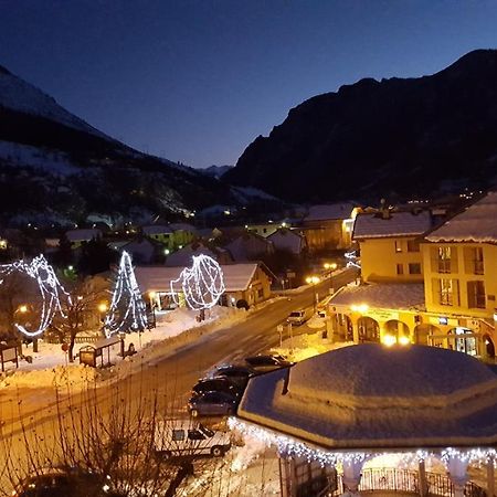 Hôtel Restaurant Glaizette L'Argentiere-la-Bessee Exterior foto